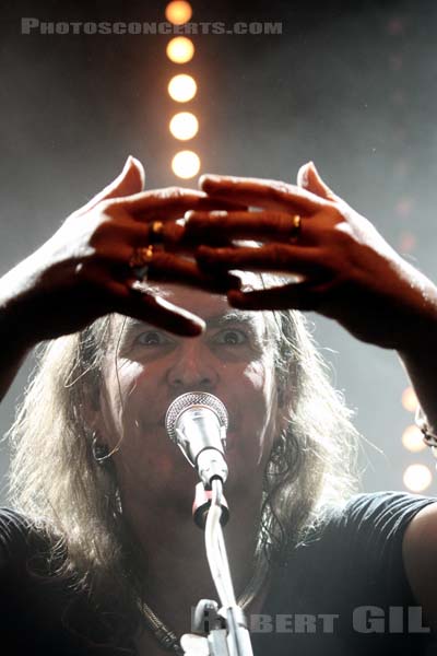 NEW MODEL ARMY - 2012-12-14 - PARIS - Trabendo - 